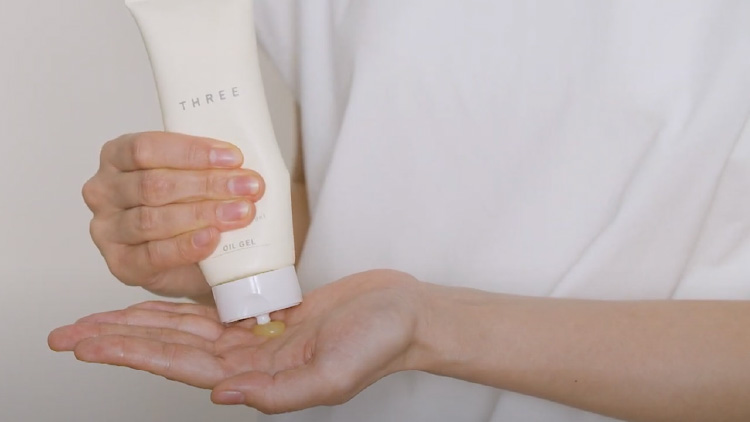 THREE BALANCING CLEANSING OIL GEL肌も、心までも、とろける