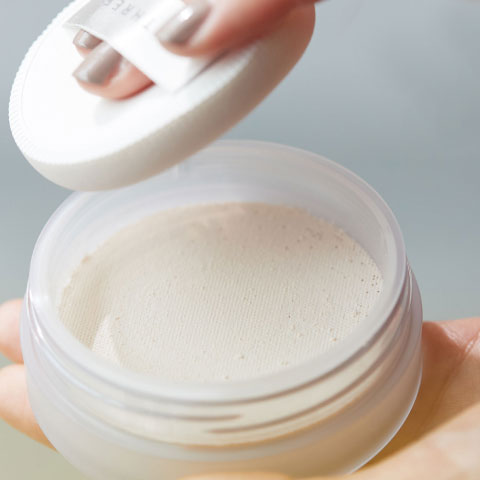 THREE アドバンスドエシリアルスムースオペレーター ルースパウダー