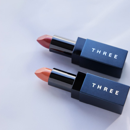2022 HOLIDAY MAKEUP COLLECTIONPUSH THE SKY AWAY | THREE