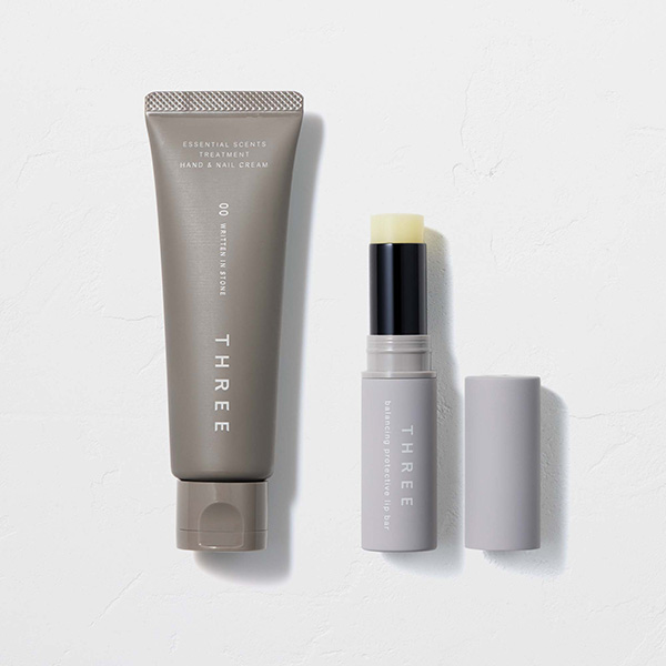 THREE エッセンシャルセンツ ハンドクリーム ＆ リップ バー セット