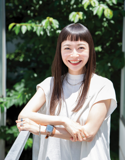 THREE エッセンシャルセンツ R THREE TREE JOURNAL 市川渚