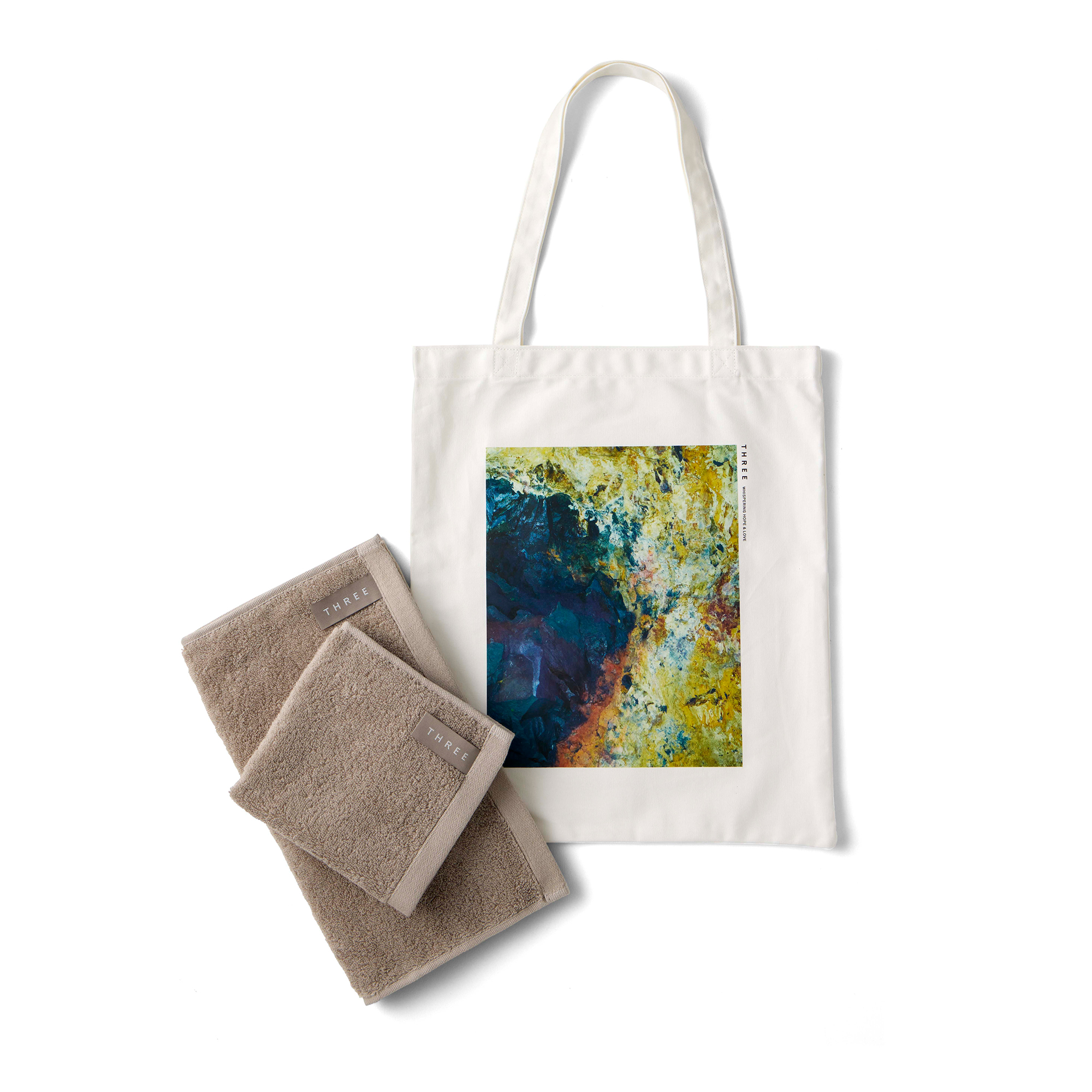 THREE ウィンターギフト トートバッグ&タオル ホリデーコレクション 2025 1