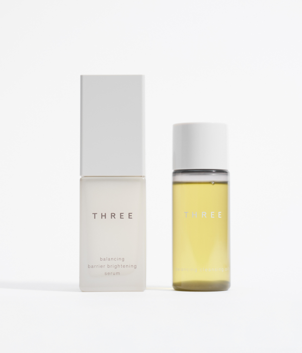 THREE バランシング バリア ブライトニング セラム バランシング クレジンジング オイル Nのトライアルサイズ
