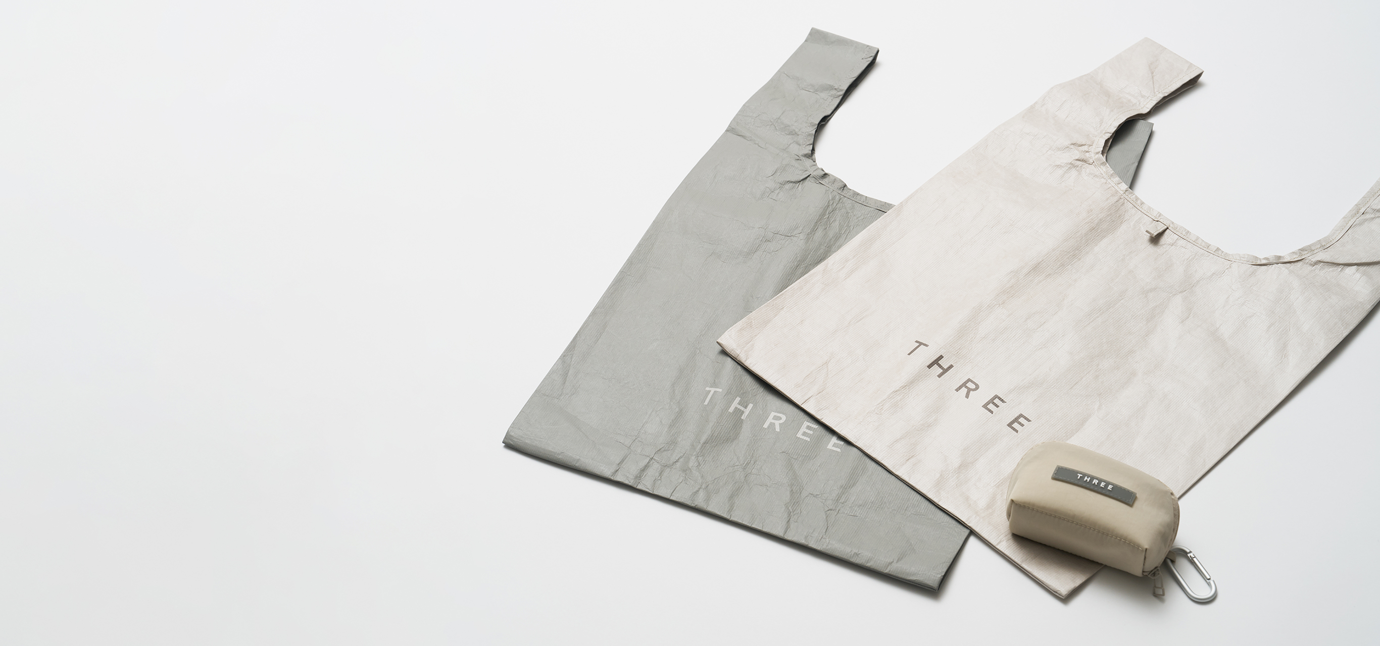 THREE スプリングギフト チャームポーチ&マルシェバッグ