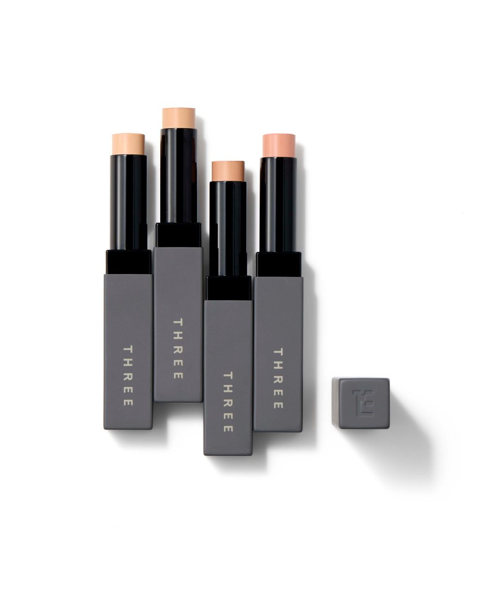 THREE ベースメイク 2026 アドバンスド コンシーラーワンド 商品画像