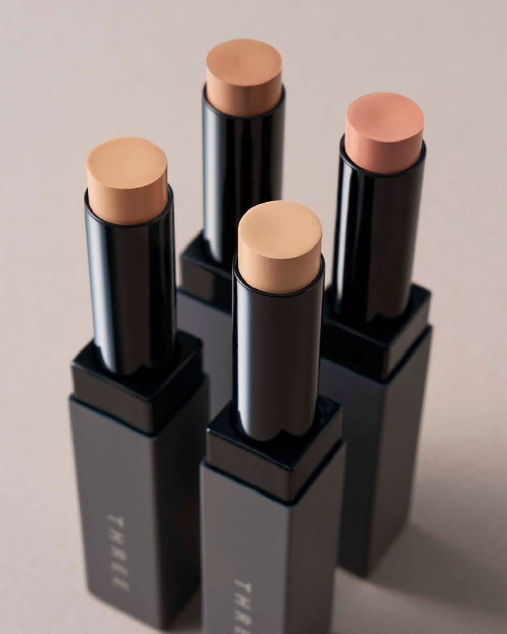 THREE ベースメイク 2026 アドバンスド コンシーラーワンド 商品画像 イメージ