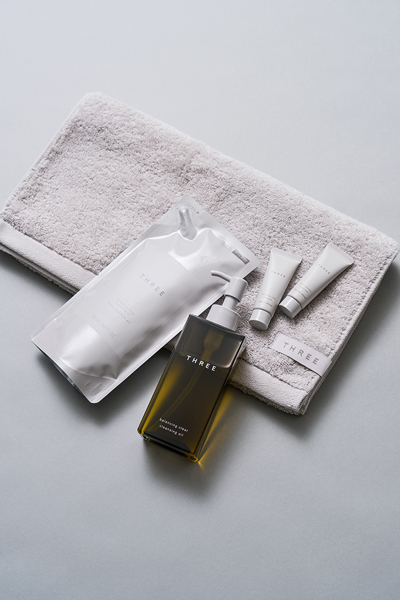 THREE オリジナル フェイスタオル＋ウォッシュ ミニチュア サンプル2種セット