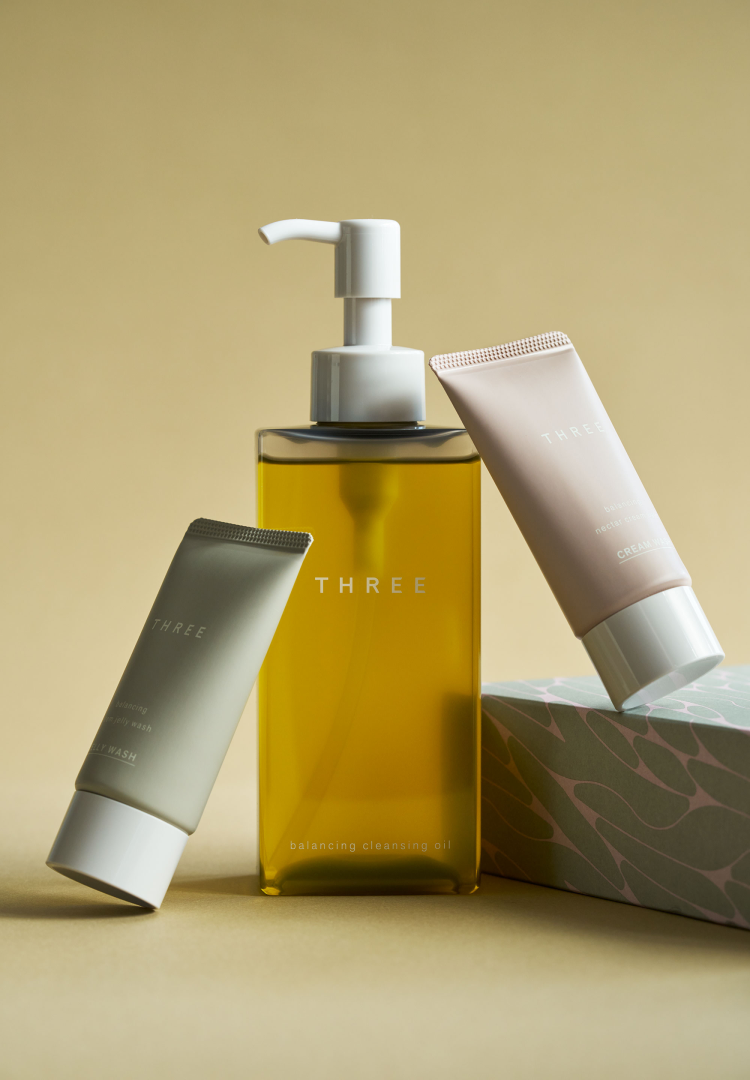 特典付【正規品】ソーマ化粧品メイククリア  3本セット 特典付正規品ソーマ化粧品☆メイククリア 3本セット THREE（スリー）