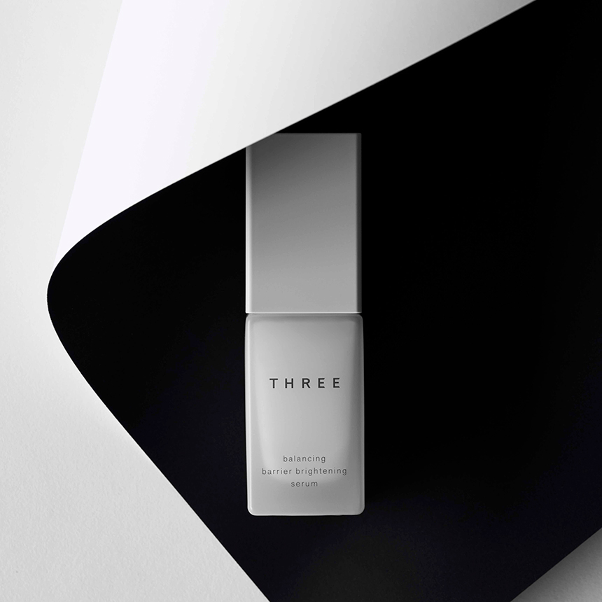 THREE バランシング バリア ブライトニング セラム