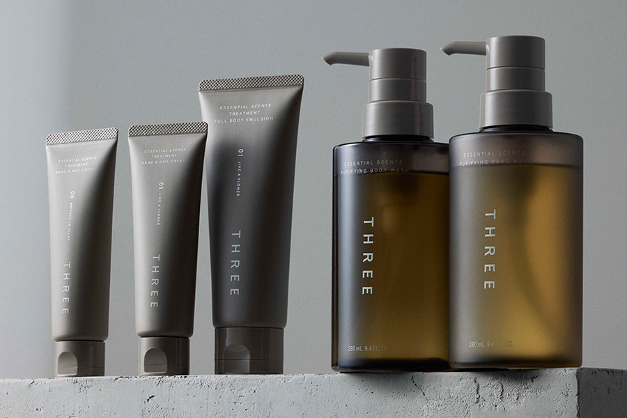 ESSENTIAL SCENTS HAND & BODY